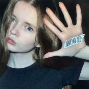 Meet your Posher, Les